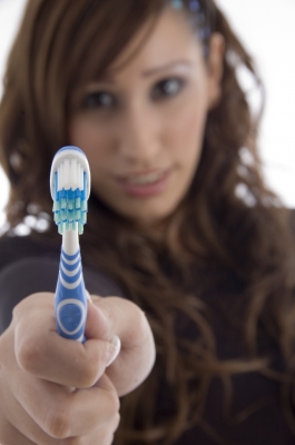 Regular Vs Electric: Dentist In Bondi Answers Which Toothbrush Is Better
