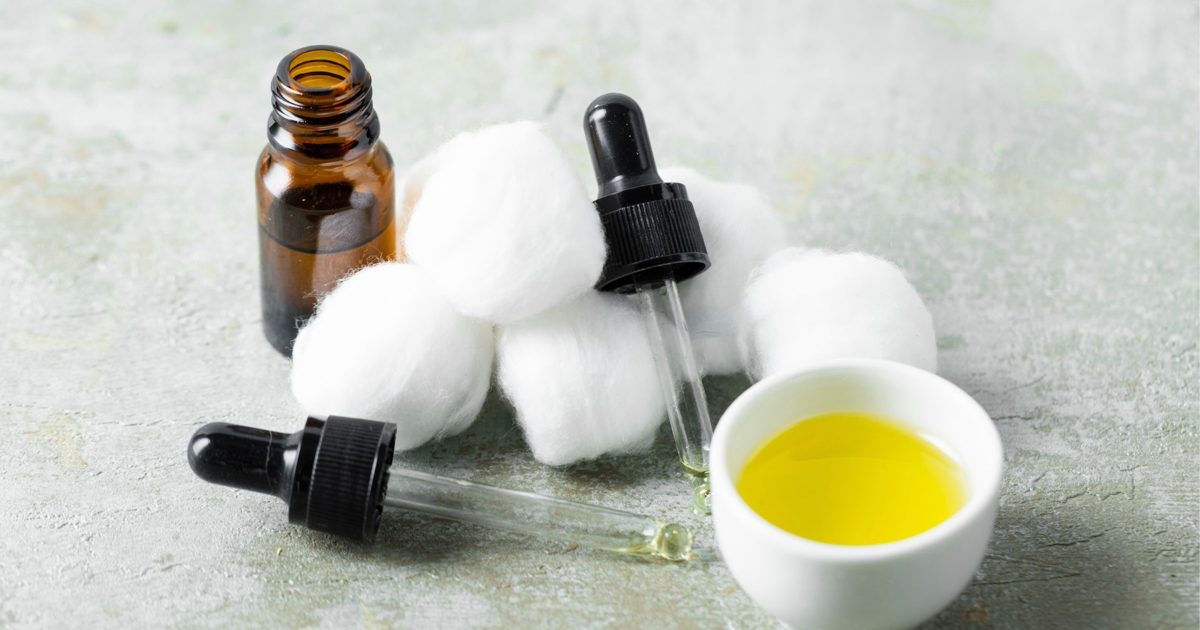 Dropper bottles, cotton balls and diluted oil in Bondi Beach